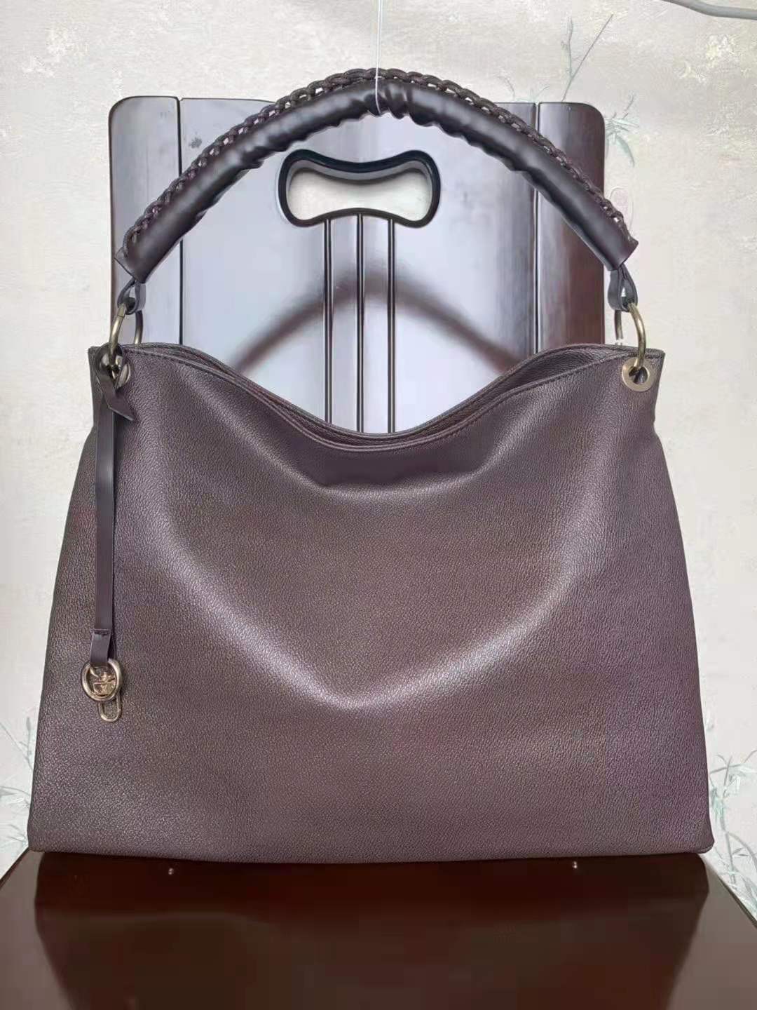 2021 New Women Handbags Bags Crossbody Soho Bag Disco Shoulder Bag Fringed Messenger Bags Purse Cheap
2021 New Women Handbags Bags Crossbody Soho Bag Disco Shoulder Bag Fringed Messenger Bags Purse Cheap