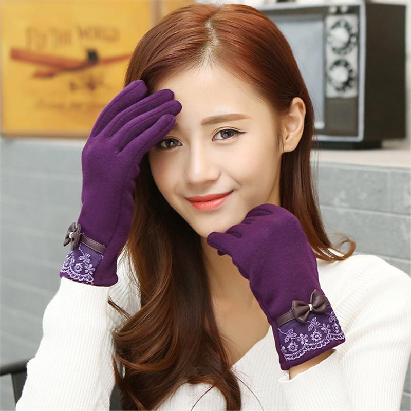 New Winter Female Warm Cashmere Mittens Thick Women Touch Screen Driving Lace Patchwork Wrist Gloves 
New Winter Female Warm Cashmere Mittens Thick Women Touch Screen Driving Lace Patchwork Wrist Gloves