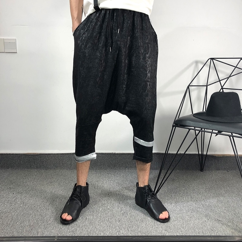 2021 New Men Released Haren Suspension From Spring/summer Are Dark Custom Elastic Patchwork Seven-minute Pants QXMH, Black
2021 New Men Released Haren Suspension From Spring/summer Are Dark Custom Elastic Patchwork Seven-minute Pants QXMH, Black