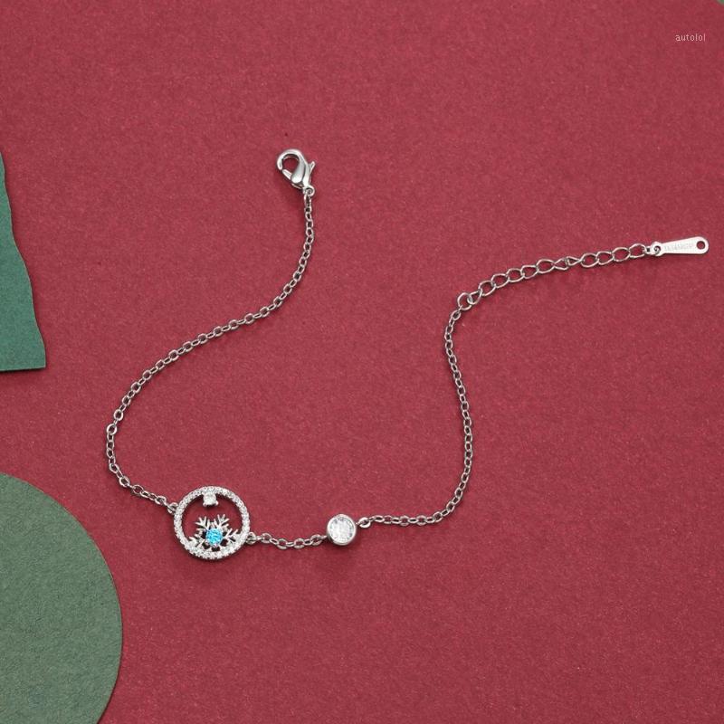 Christmas Round Snowflake Women Elegant Bracelet Girlfriend Valentine's Day Gift High Quality Simple Jewelry Accessories1