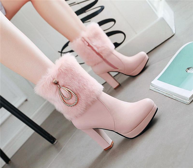 YMECHIC Fashion Ankle Boot White Pink Fur Tassel Platform Block High Heels Women Winter Boots Party Wedding Shoes Plus Size 43, Black
YMECHIC Fashion Ankle Boot White Pink Fur Tassel Platform Block High Heels Women Winter Boots Party Wedding Shoes Plus Size 43, Black