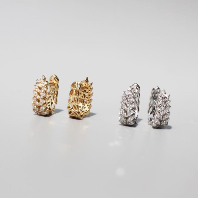 925 Sterling Silver Earring Fashion Zircon INS Style Leaves Leaf Geometric Chain Ear Ring Sweet Wild Trend Woman Girl Ear Jewelr
925 Sterling Silver Earring Fashion Zircon INS Style Leaves Leaf Geometric Chain Ear Ring Sweet Wild Trend Woman Girl Ear Jewelr