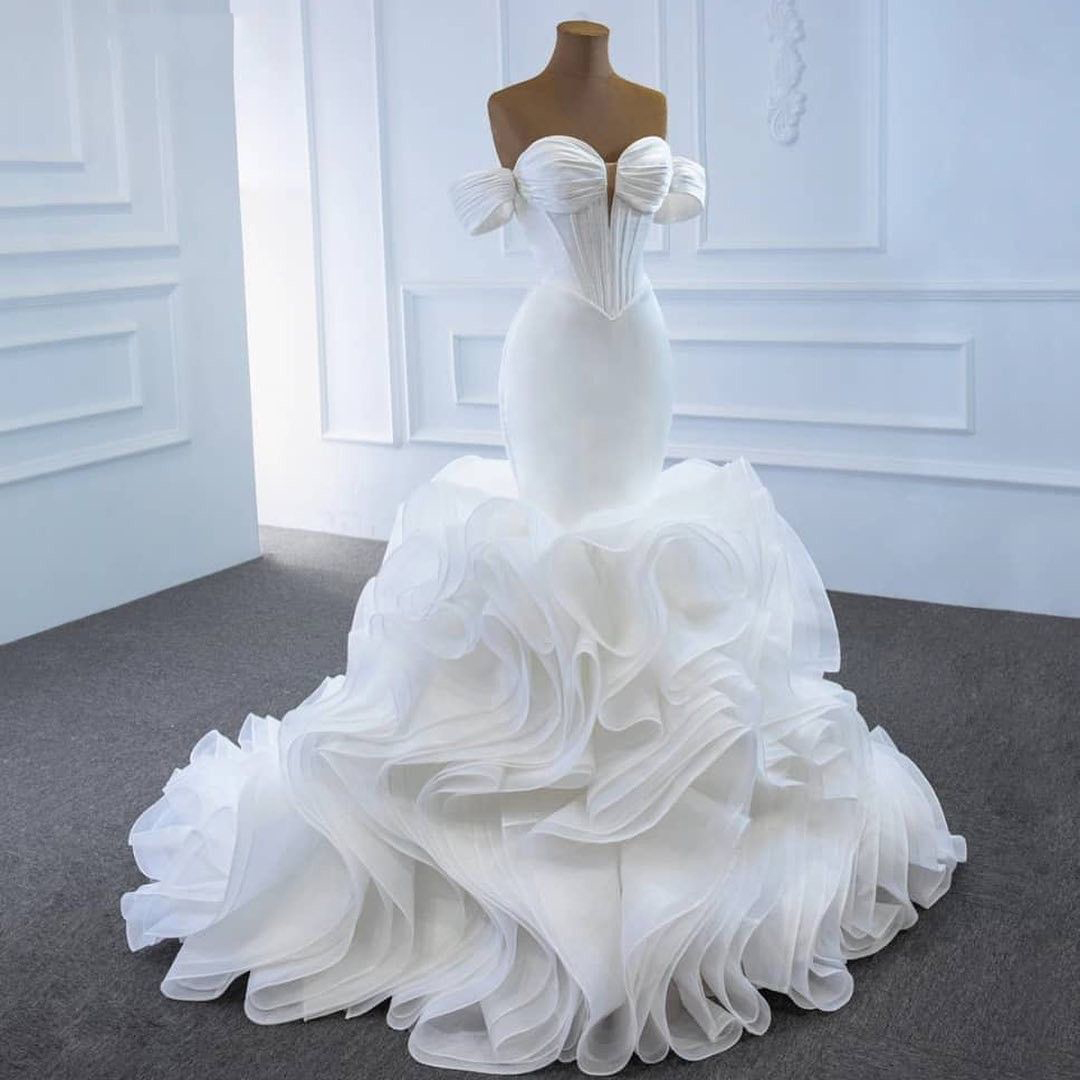 Elegant Mermaid wedding Dresses Off The Shoulder Ruffles clound cathedral train bridal Wedding Party Dress Plus Size