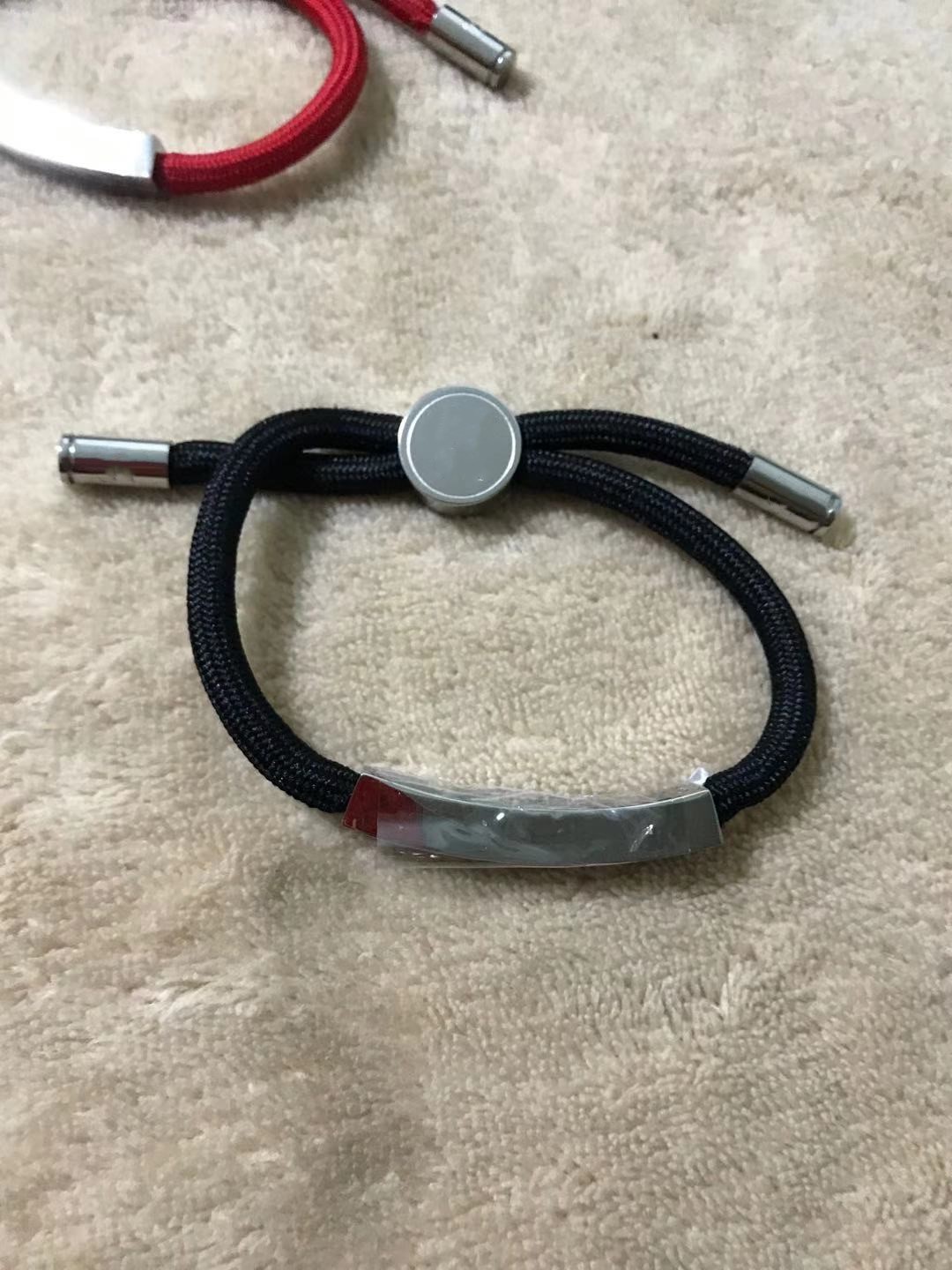 2020 New fashion design classic lovers bracelet, titanium steel letters men's jewelry wholesale
2020 New fashion design classic lovers bracelet, titanium steel letters men's jewelry wholesale