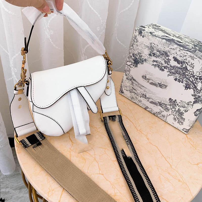 2020 Hot Solds Womens Bags Designers Handbags Purses Famous Name Fashion Style Leather Tote Lady Shoulder Bags Luxurys Saddle Bag XCC
2020 Hot Solds Womens Bags Designers Handbags Purses Famous Name Fashion Style Leather Tote Lady Shoulder Bags Luxurys Saddle Bag XCC