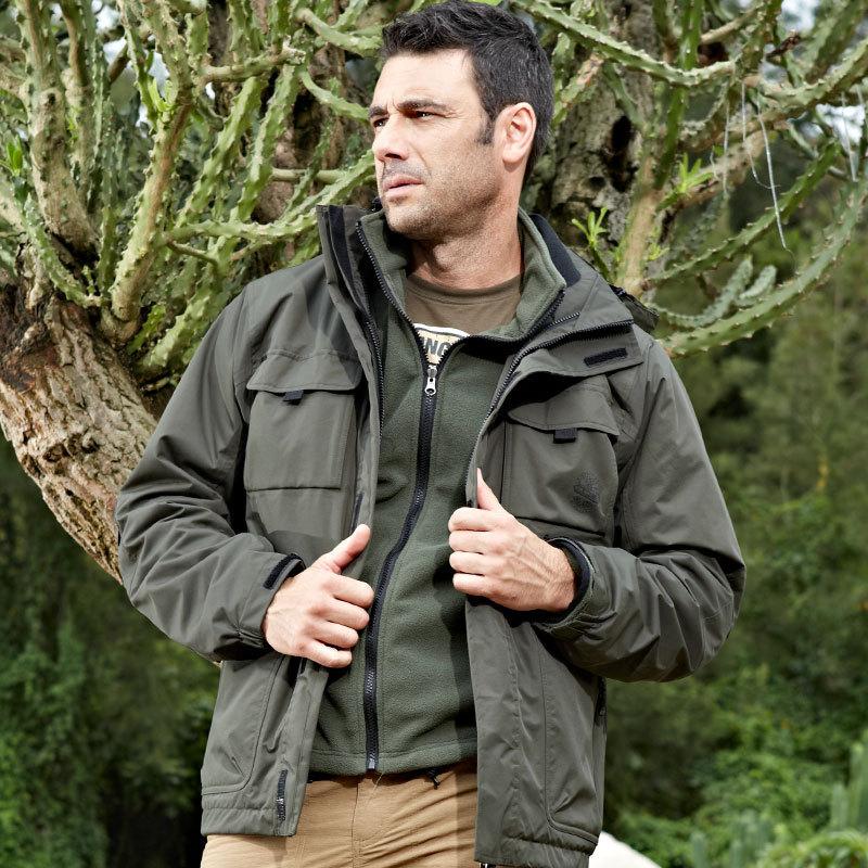 Outdoor New Products Men Raincoat Jacket Mountain Climbing Skiing Three-in-One Fleece Two-Piece Set Wear-Resistant Warm Daddy Cl, Blue
Outdoor New Products Men Raincoat Jacket Mountain Climbing Skiing Three-in-One Fleece Two-Piece Set Wear-Resistant Warm Daddy Cl, Blue