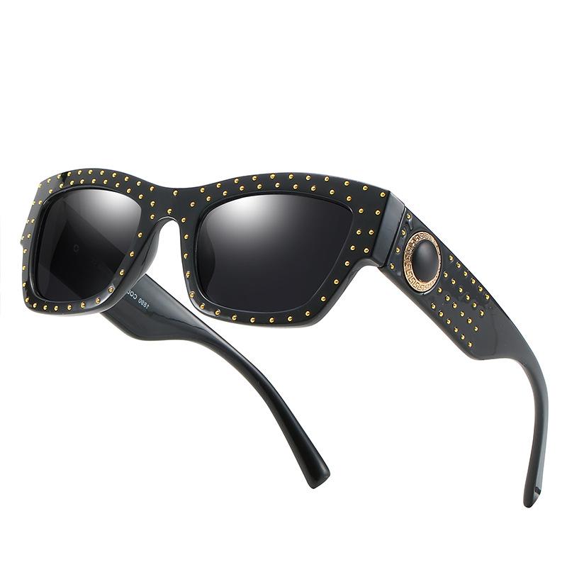 Fashion Brand Sunglasses Men Women 2021 Square UV400 Driving Eyewear Brand Designer Luxury Sun Glasses Vintage Classic Oculos
Fashion Brand Sunglasses Men Women 2021 Square UV400 Driving Eyewear Brand Designer Luxury Sun Glasses Vintage Classic Oculos
