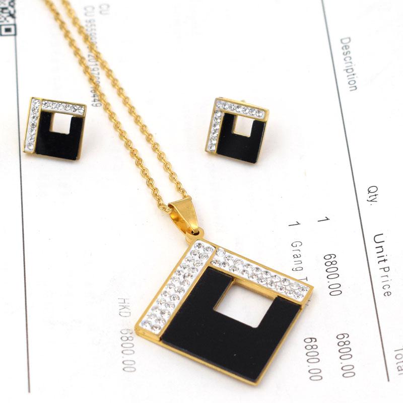 new wholesale Stainless rhinestone black mirror Necklace set Wedding Accessories titanium necklace for gift, As pic
new wholesale Stainless rhinestone black mirror Necklace set Wedding Accessories titanium necklace for gift, As pic