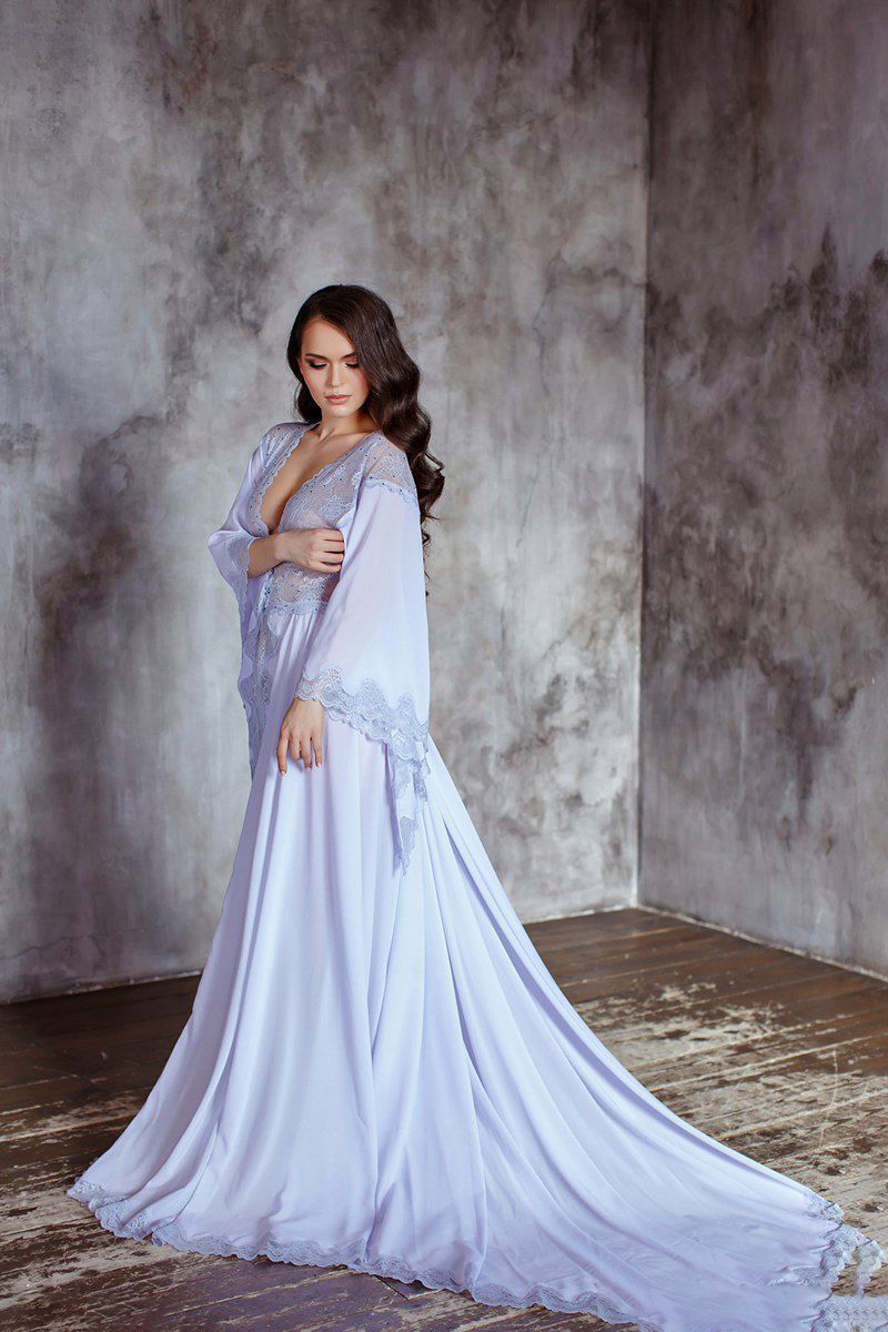 Lavender Women Bathrobe Nightgown Silk Lace Sleepwear Bridal Robe Bridesmaid Bride Gowns Winter Kimono Pregnant Photoshoot Dress