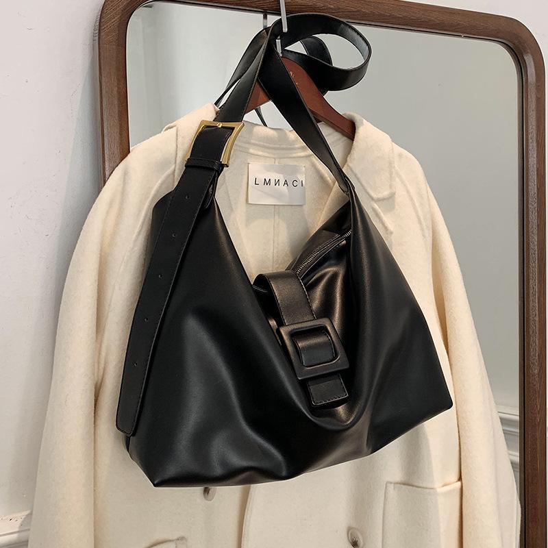 Bolsos Marca Lujo 2021 New Trendy Large Handbag Leather Women Fashion Wide Strap Crossbody Bag Korean Solid Color Messenger Bags, Black
Bolsos Marca Lujo 2021 New Trendy Large Handbag Leather Women Fashion Wide Strap Crossbody Bag Korean Solid Color Messenger Bags, Black