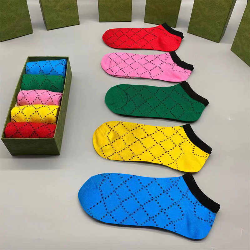 Women's Men's Socks Fashion Sports Hosiery Underwear Skateboard Street Socks Letter Printed With Box 5 Colors, No.1
Women's Men's Socks Fashion Sports Hosiery Underwear Skateboard Street Socks Letter Printed With Box 5 Colors, No.1