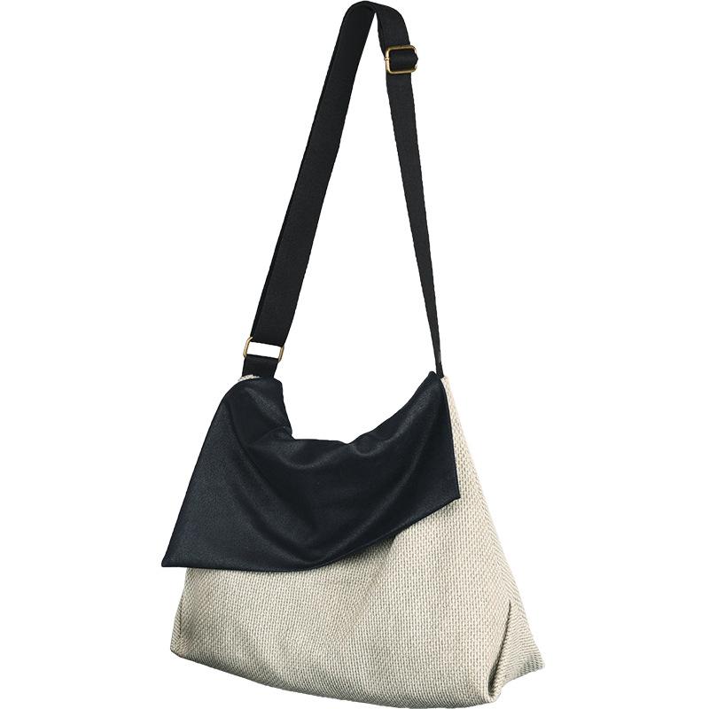 Women's Simple Hong Kong Style Shoulder Bag Literature and Art Retro Large-Volume Cloth Bag, Black
Women's Simple Hong Kong Style Shoulder Bag Literature and Art Retro Large-Volume Cloth Bag, Black