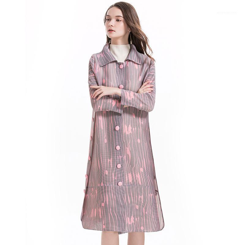 Plus Size Trench Coat 2019 Autumn Winter Fashion Printed Miyake Pleated Turn Down Collar Long Sleeved Single Breasted Long Coats1, Black
Plus Size Trench Coat 2019 Autumn Winter Fashion Printed Miyake Pleated Turn Down Collar Long Sleeved Single Breasted Long Coats1, Black