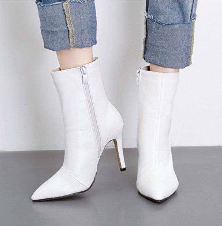 2020 New Women Boots PU Leather Zipper Ankle Boots Women Sexy High Heels 10CM Autumn Shoes White Black Bridal Shoes1, Beige
2020 New Women Boots PU Leather Zipper Ankle Boots Women Sexy High Heels 10CM Autumn Shoes White Black Bridal Shoes1, Beige