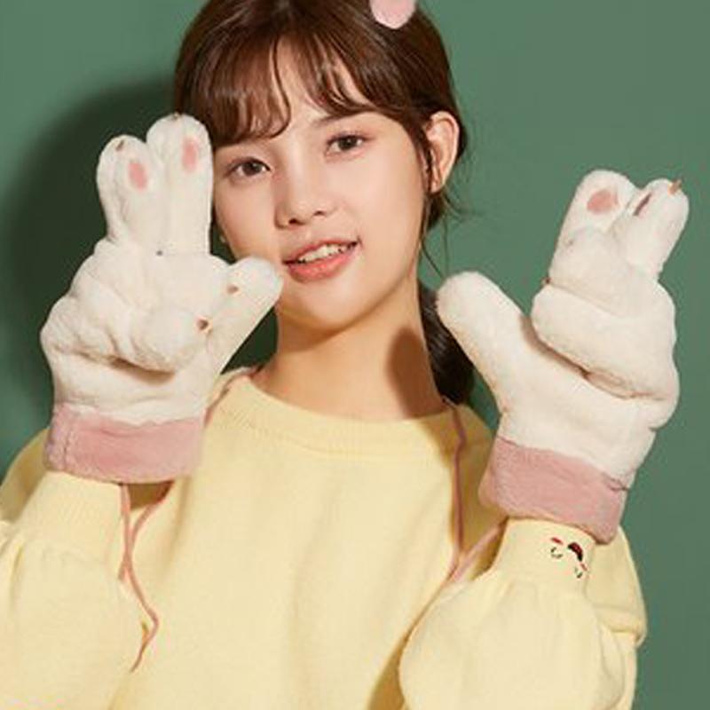 Five Fingers Gloves Bear's Winter Female Ins Cute Hairy Student Cold Proof Warm Plush Thickening
Five Fingers Gloves Bear's Winter Female Ins Cute Hairy Student Cold Proof Warm Plush Thickening