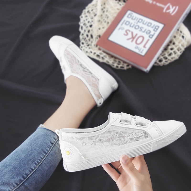 White Shoes Woman Summer New Female Breathable Flat-soled Canvas Shoes Solid Color Lace Shallow Ladies Casual Footwear Y200801