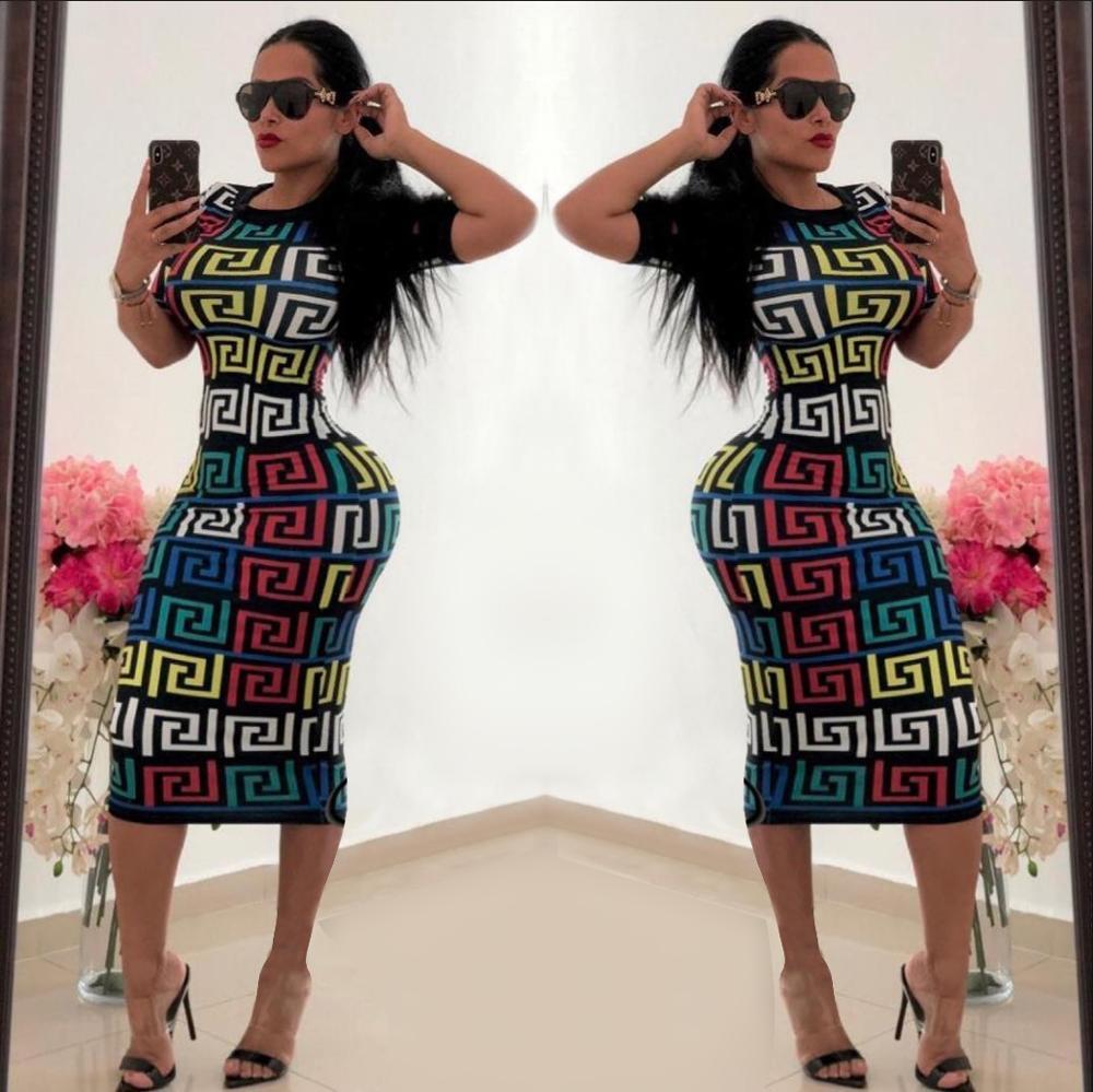 2021 The New New Sexy Short Sleeve Fashion Bodycon Multi-color Black Summer Hem High on Knee Dressed As a Ladies'party Dress in Qika, Photo color
2021 The New New Sexy Short Sleeve Fashion Bodycon Multi-color Black Summer Hem High on Knee Dressed As a Ladies'party Dress in Qika, Photo color