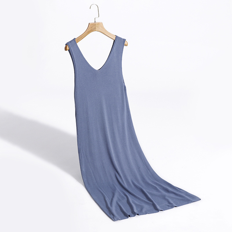 2021 New Spring Summer Knit Tank Long Dress Korean Style Knitting v Neck Sleeveless Vest Thin Loose Women Casual Dresses W741, Blue
2021 New Spring Summer Knit Tank Long Dress Korean Style Knitting v Neck Sleeveless Vest Thin Loose Women Casual Dresses W741, Blue