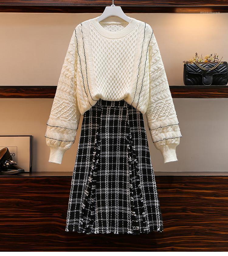 Plus Size Women's 2021 Autumn And Winter New Style Ruffles Patchwork Pullover Sweater + Tassel Plaid Skirt Two-Piece Sets1
Plus Size Women's 2021 Autumn And Winter New Style Ruffles Patchwork Pullover Sweater + Tassel Plaid Skirt Two-Piece Sets1