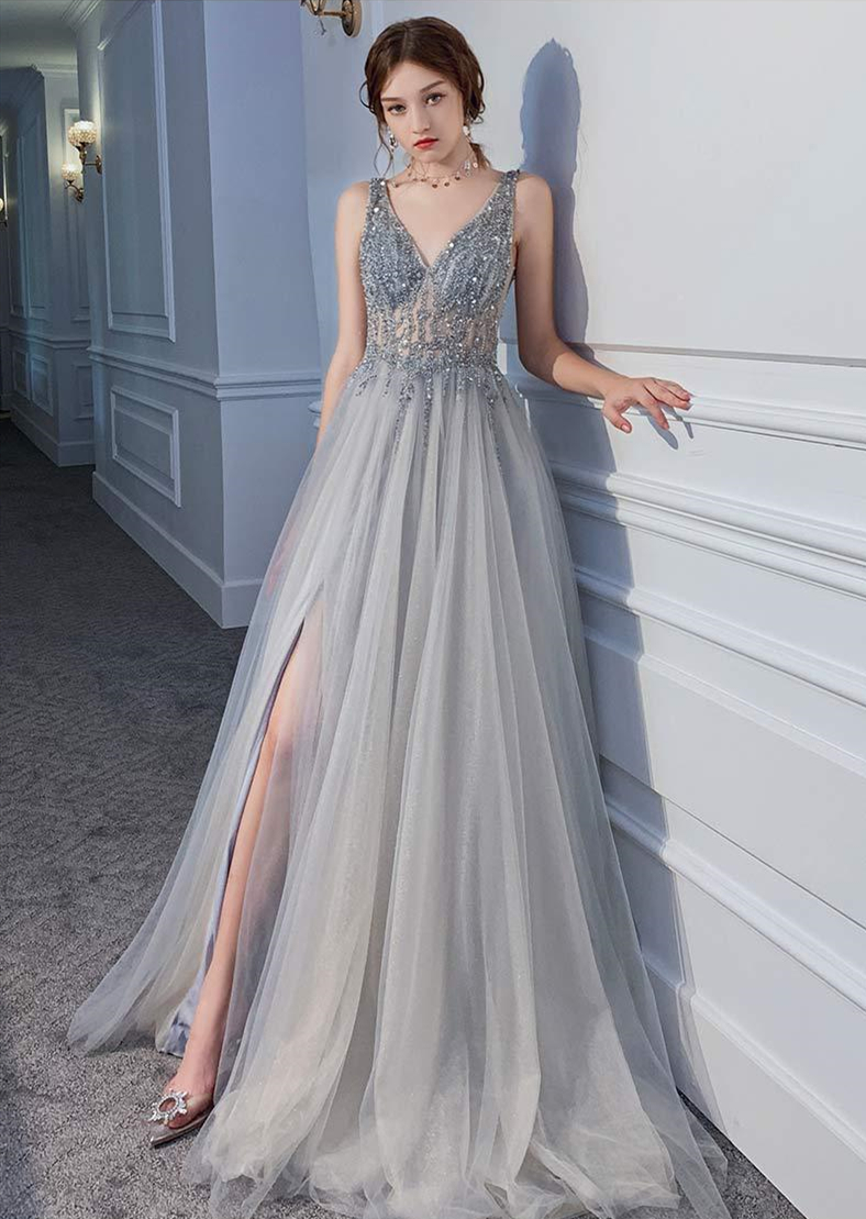 Sparkly Silver Grey Prom Dresses V-Neck Sexy Side Slit Open Back Sequins Beads Long Tulle Special Occasion Dress Sleeveless Evening Gowns