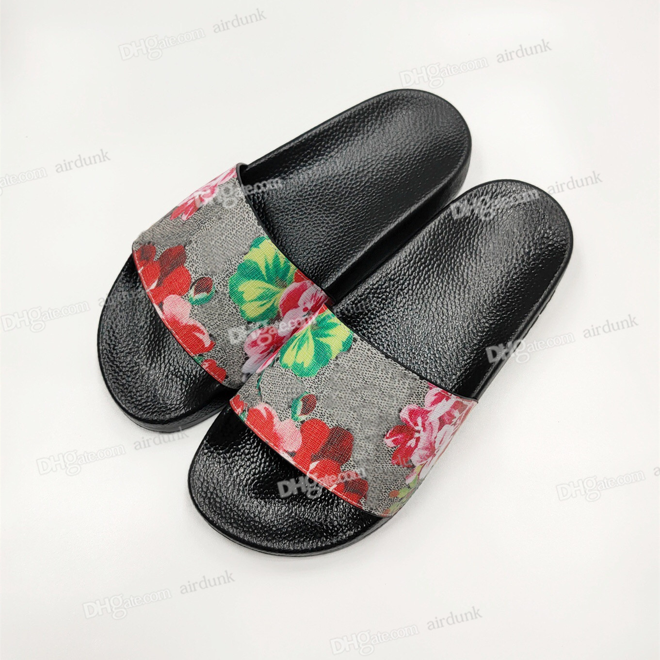 High quality Stylish Slippers Tigers Fashion Classics Slides Sandals Men Women shoes Tiger Cat Design Summer
High quality Stylish Slippers Tigers Fashion Classics Slides Sandals Men Women shoes Tiger Cat Design Summer