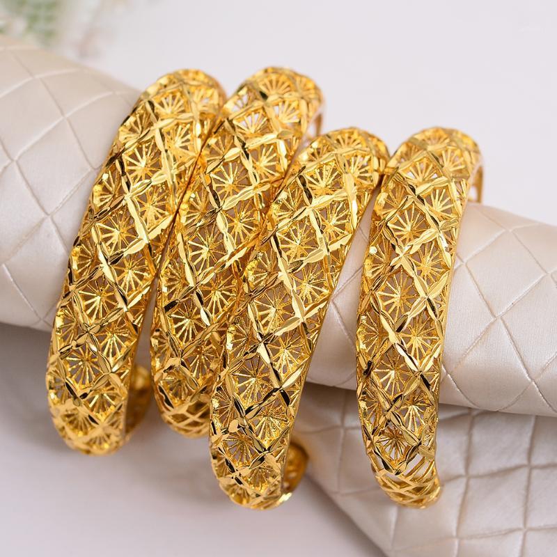 Annayoyo 4pcs 24K Gold Color Arab Ethiopia Bracelets Bangles For Women Bracelet Jewelry Wholesale Ramadan Christmas Halloween1
Annayoyo 4pcs 24K Gold Color Arab Ethiopia Bracelets Bangles For Women Bracelet Jewelry Wholesale Ramadan Christmas Halloween1