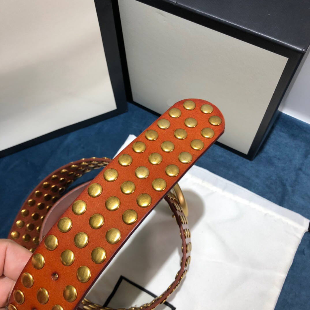 mens belt belts for men designer Classic men rivet belts best quality black brown genuine leather double letter gold buckle women belt with box men designers belts 814, White
mens belt belts for men designer Classic men rivet belts best quality black brown genuine leather double letter gold buckle women belt with box men designers belts 814, White