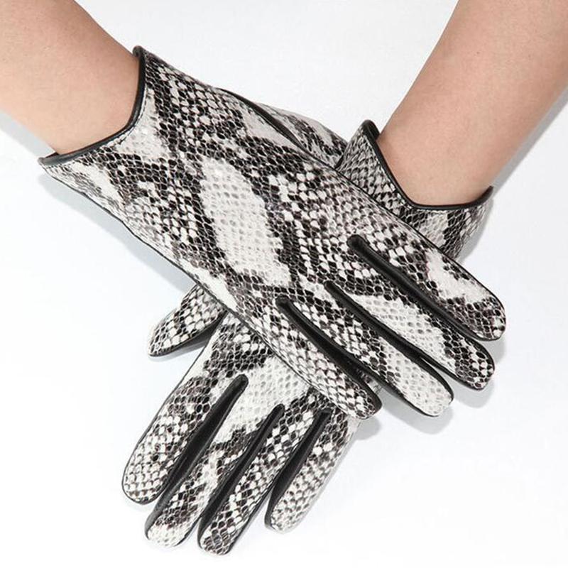 Five Fingers Gloves High-end Female Python Pattern Lambskin Gloves, Touch Screen And Velvet Thickening, Fashion Driving Cycling E97
Five Fingers Gloves High-end Female Python Pattern Lambskin Gloves, Touch Screen And Velvet Thickening, Fashion Driving Cycling E97
