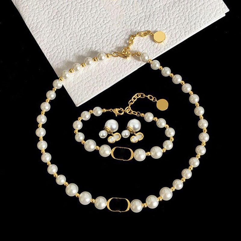Designer Dio Necklace Stainless Steel Letter Silver 14K GoldNecklace Bracelet for Mens and Women Party Lovers Gift Jewelry CDCDBracelet IOR style rings Bracelets, Boxes 4 color pick 1color
Designer Dio Necklace Stainless Steel Letter Silver 14K GoldNecklace Bracelet for Mens and Women Party Lovers Gift Jewelry CDCDBracelet IOR style rings Bracelets, Boxes 4 color pick 1color