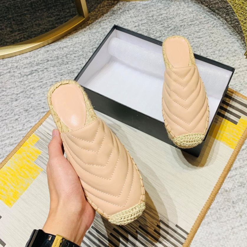 classic leather Big Head Slippers Designer new products woman shoes Metal buckled Thick bottom Fisherman shoes guci Beach Slipper, Red
classic leather Big Head Slippers Designer new products woman shoes Metal buckled Thick bottom Fisherman shoes guci Beach Slipper, Red