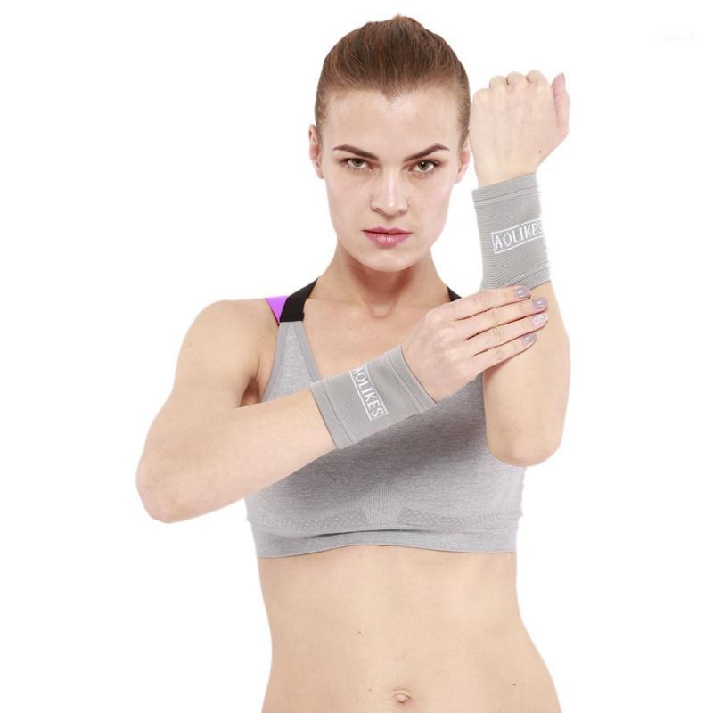 1Pair Wristband Steel Wrist Sports Wrist Band Support Brace Sweatband Guard Sport Tennis Squash Badminton GYM Hand Wristba1, Light grey
1Pair Wristband Steel Wrist Sports Wrist Band Support Brace Sweatband Guard Sport Tennis Squash Badminton GYM Hand Wristba1, Light grey