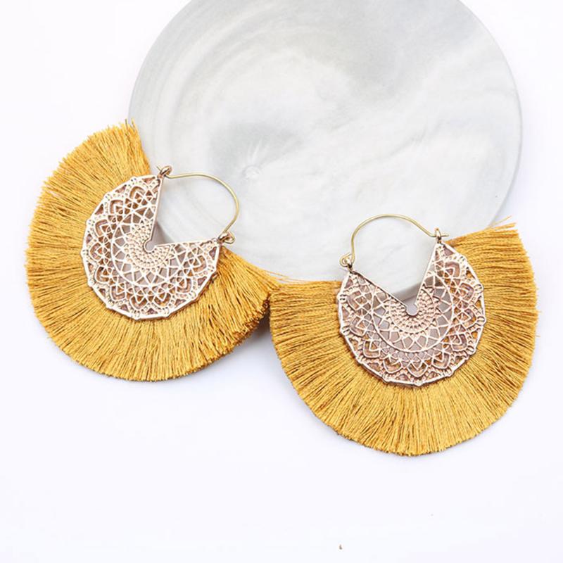 Chinese Style Personality Vintage Metal Dangle Earrings Fashion Temperament Ladies Jewelry Accessorie Hollow Ethnic Tassel
Chinese Style Personality Vintage Metal Dangle Earrings Fashion Temperament Ladies Jewelry Accessorie Hollow Ethnic Tassel