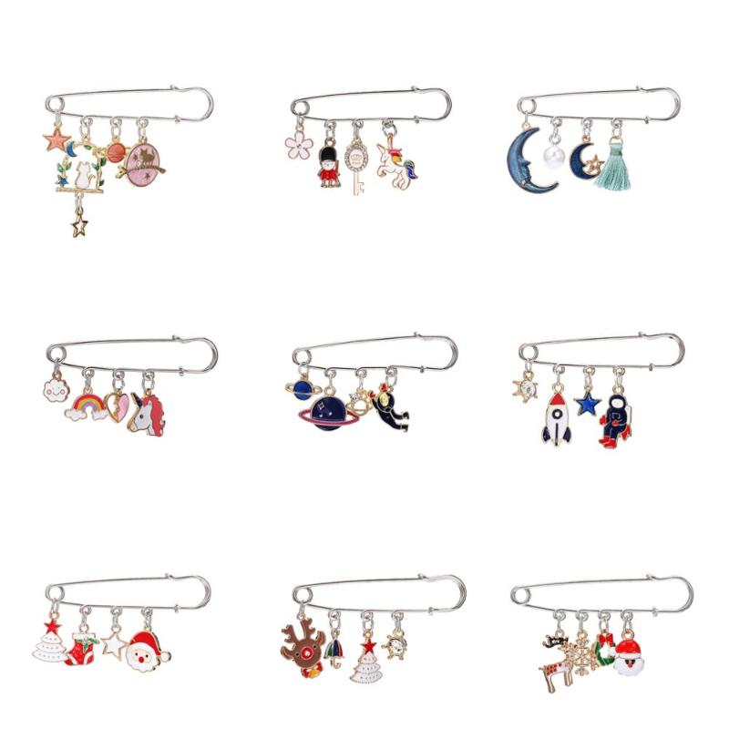 Pins, Brooches 8Seasons Christmas Boots Santa Claus Hat Gloves Moon Pendants For Women Men Coat Collar Enamel Pin Badges Jewelry,1PC
Pins, Brooches 8Seasons Christmas Boots Santa Claus Hat Gloves Moon Pendants For Women Men Coat Collar Enamel Pin Badges Jewelry,1PC