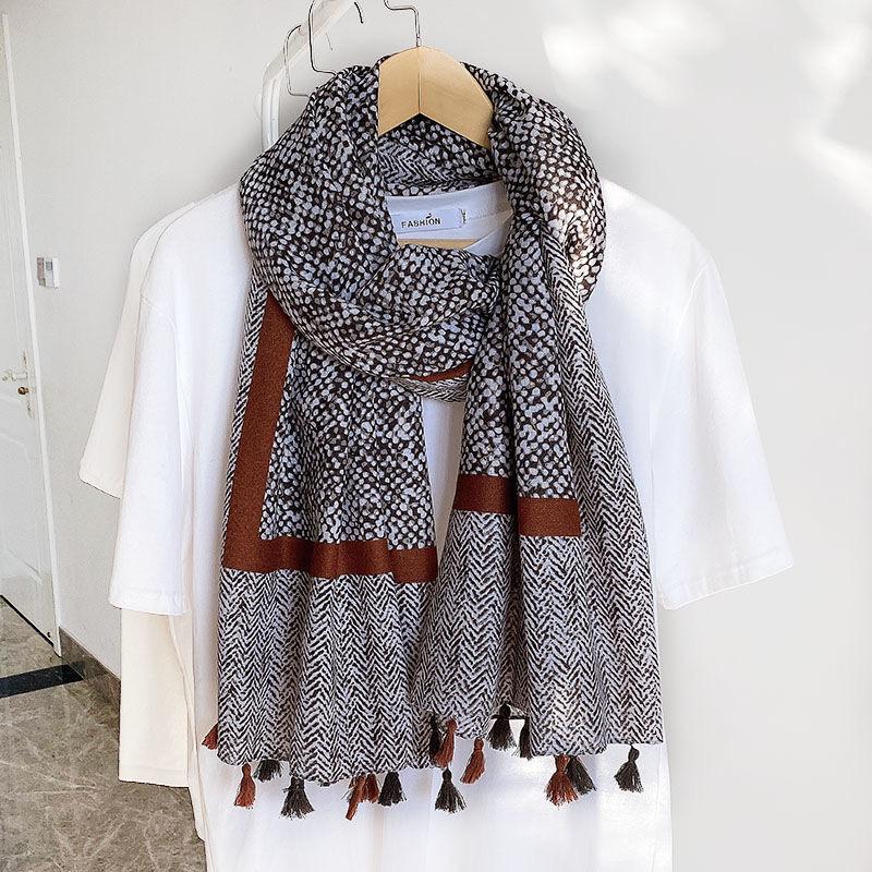 Scarves Fashion Brand Leopard Striped Line Tassel Viscose Shawl Scarf Autumn Winter Soft Pashmina Stole Bufandas Muslim Hijab 180*90Cm, Blue;gray
Scarves Fashion Brand Leopard Striped Line Tassel Viscose Shawl Scarf Autumn Winter Soft Pashmina Stole Bufandas Muslim Hijab 180*90Cm, Blue;gray