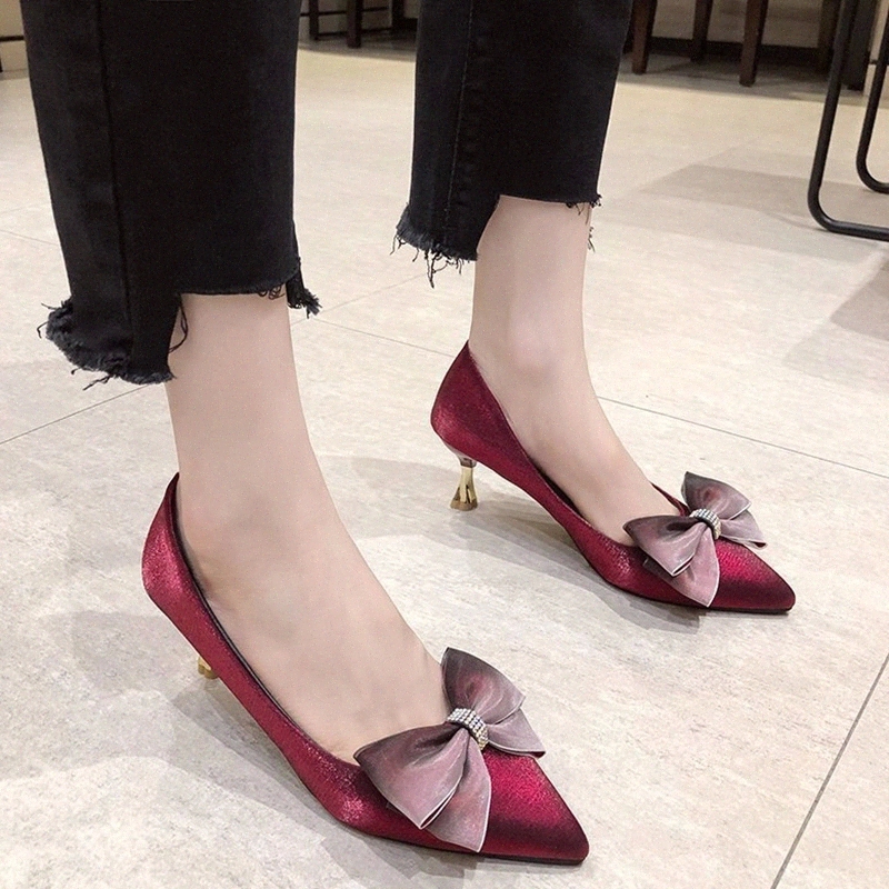 Rimocy Fashion Silk Pointed Toe Shoes for Women 2020 Sexy Stiletto High Heels Party Pumps Woman Elegant Bow Wedding Shoes Ladies #NN3U
Rimocy Fashion Silk Pointed Toe Shoes for Women 2020 Sexy Stiletto High Heels Party Pumps Woman Elegant Bow Wedding Shoes Ladies #NN3U