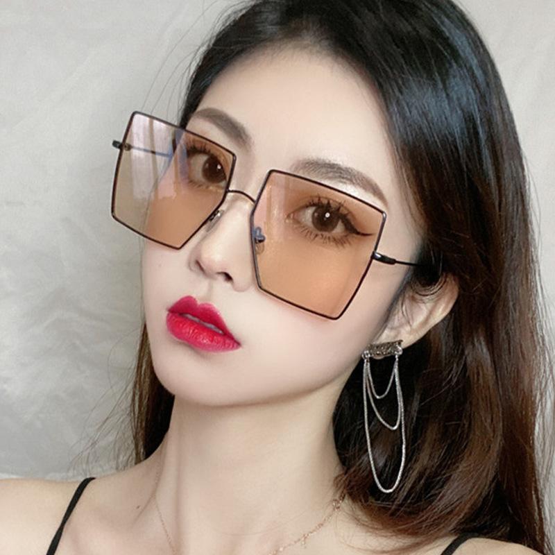 Square Oversized Sunglasses Women 2021 Rivet Goggle Sunglasses Men Gradient sun glasses Vintage Brand Designer UV400
Square Oversized Sunglasses Women 2021 Rivet Goggle Sunglasses Men Gradient sun glasses Vintage Brand Designer UV400