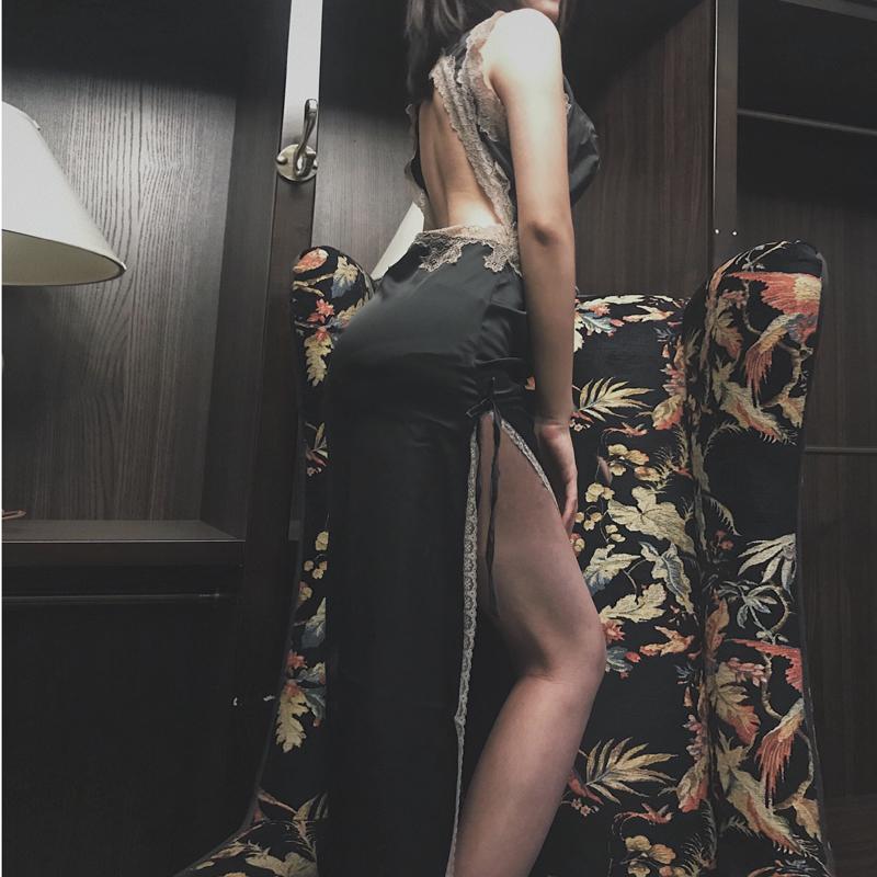 Sexy Deep V Silk Nightgowns Women Sleepwear Lace Hollow out Backless Imitated Silk Slip Nightdress Beauty Back Home Wear, Black
Sexy Deep V Silk Nightgowns Women Sleepwear Lace Hollow out Backless Imitated Silk Slip Nightdress Beauty Back Home Wear, Black