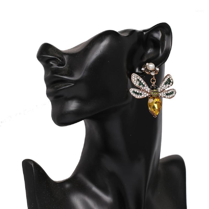 Personality Animal Series Earrings Creative Color Bee Earrings Stud1