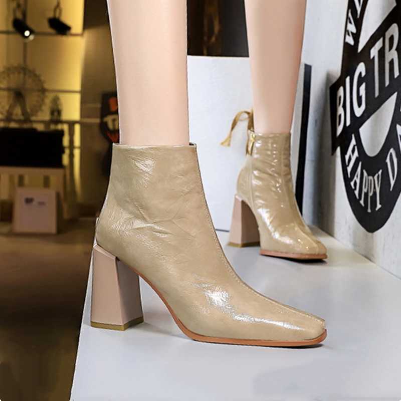 Fashion European and American style simple thick-heeled high-heeled square head slim nightclub sexy winter women's short boots, Black
Fashion European and American style simple thick-heeled high-heeled square head slim nightclub sexy winter women's short boots, Black