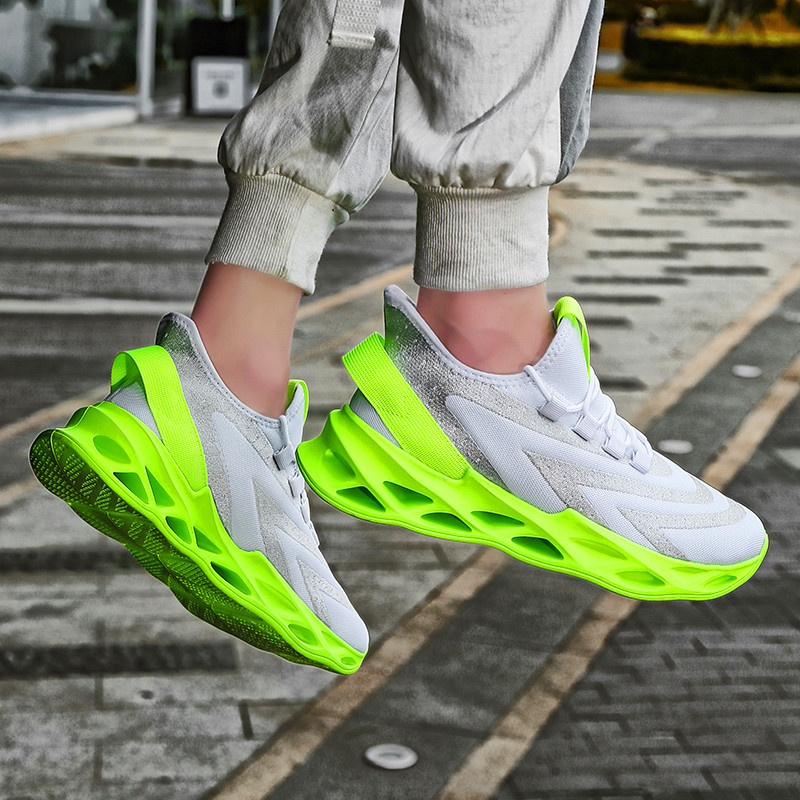 Top quality ;2020 new high-quality classic summer for men breathable sports casual plus size male shoes, 124;black-124;
Top quality ;2020 new high-quality classic summer for men breathable sports casual plus size male shoes, 124;black-124;