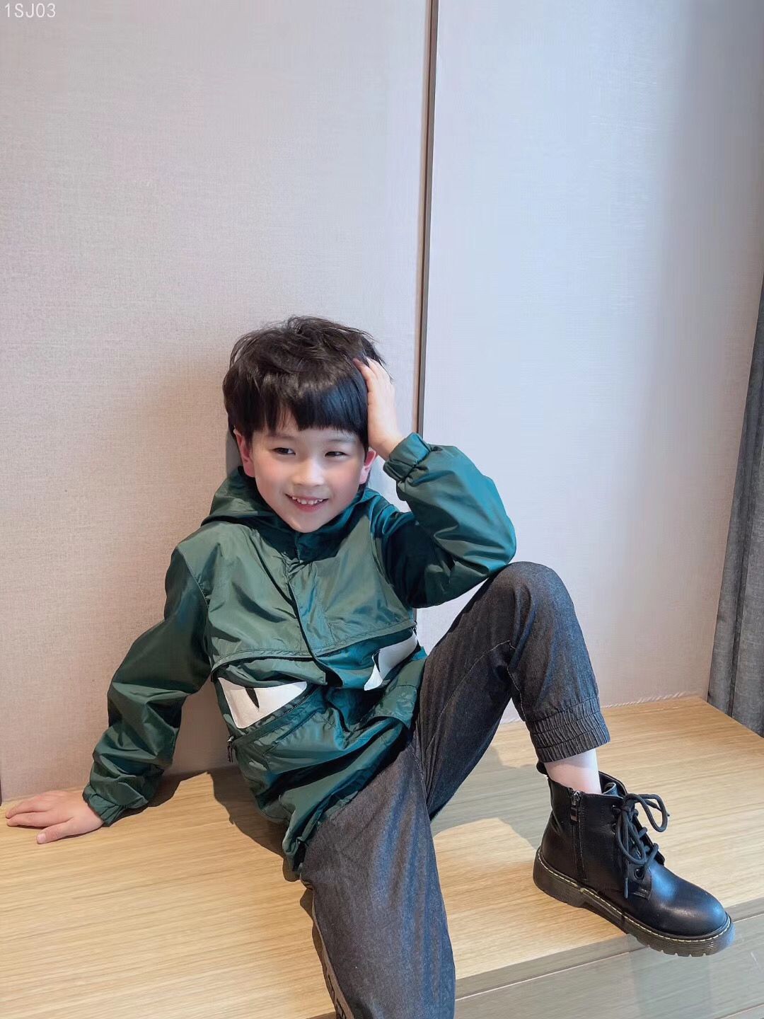 2021 high quality free shipping baby girls Boys Hoodies Jacket toddler kids Hooded Waterproof Windbreaker Jacket, Green
2021 high quality free shipping baby girls Boys Hoodies Jacket toddler kids Hooded Waterproof Windbreaker Jacket, Green