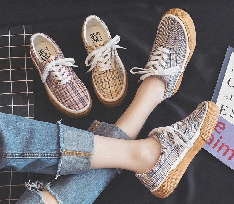 Sneakers Women Canvas Shoes New Fashion Casual Breathable Comfortable Flats Shoes Ladies Simple Vulcanized Sneakers Female #TG58
Sneakers Women Canvas Shoes New Fashion Casual Breathable Comfortable Flats Shoes Ladies Simple Vulcanized Sneakers Female #TG58