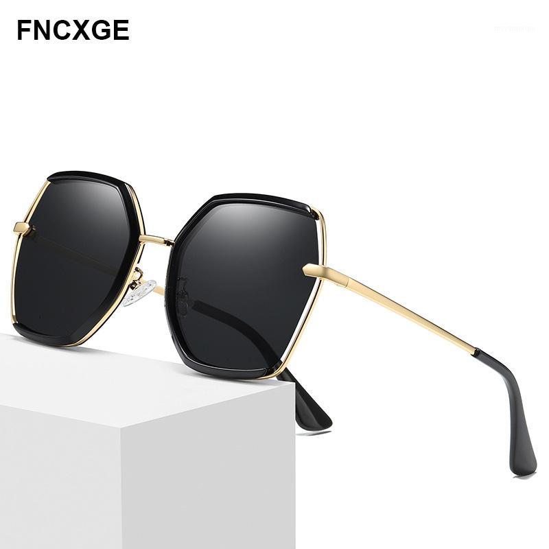 2020 Polarized Ladies Sunglasses Square Sun glasses Vintage Mirror Lens Luxury Female Designer Oversized For Women Goggle UV4001
2020 Polarized Ladies Sunglasses Square Sun glasses Vintage Mirror Lens Luxury Female Designer Oversized For Women Goggle UV4001