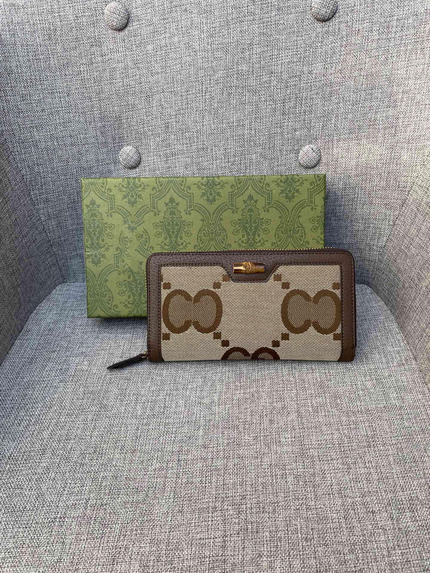 Top quality male and female purse designer luxury leather canvas long hand-held Classic Fashion Card Change with box