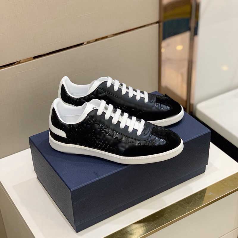 2021 Fashion luxe men Summer Shoes Man White Black Beach Sandals Mens Sneakers Vintage Dad Platform Men Women Casual Shoes, Black;red
2021 Fashion luxe men Summer Shoes Man White Black Beach Sandals Mens Sneakers Vintage Dad Platform Men Women Casual Shoes, Black;red