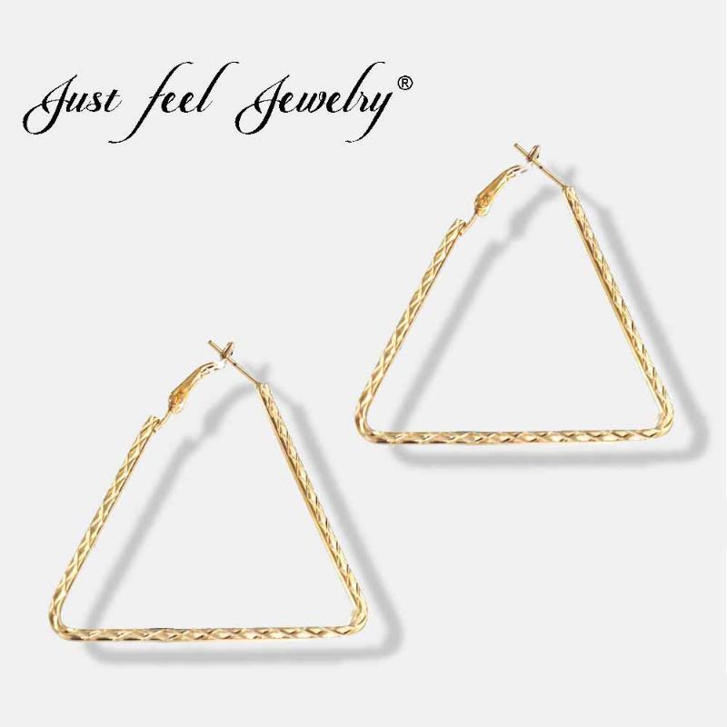 JUST FEEL Hot Simple Style 60mm Big Triangle Hoop Earrings For Women 2020 Punk Charm Jewelry Pendientes Boho Geometric Earrings1, Golden;silver
JUST FEEL Hot Simple Style 60mm Big Triangle Hoop Earrings For Women 2020 Punk Charm Jewelry Pendientes Boho Geometric Earrings1, Golden;silver