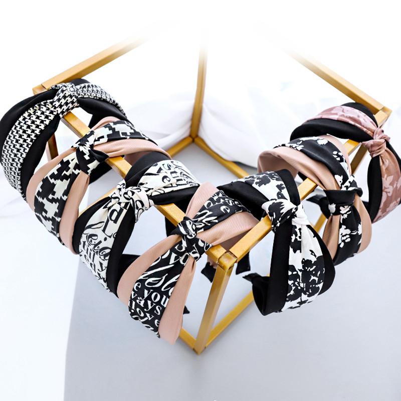 Fashion Women Printing Letter Headband Cross Knoted Hairbands Lady Smple Hair Bands Hoop Girls Vintage Hair Accessories
Fashion Women Printing Letter Headband Cross Knoted Hairbands Lady Smple Hair Bands Hoop Girls Vintage Hair Accessories
