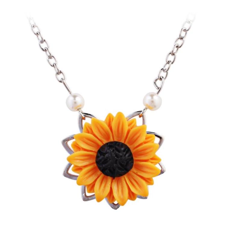 New Creative Sunflower Pendant Vintage Fashion Daily Jewelry Cute Sweater Necklaces for Women
New Creative Sunflower Pendant Vintage Fashion Daily Jewelry Cute Sweater Necklaces for Women