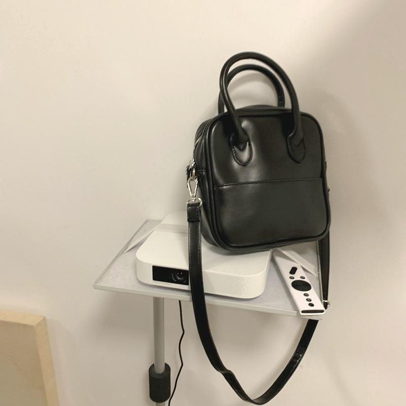 Vintage Handle Bag for Women PU Leather Handbag Fashion Small Shoulder Bag Black Crossbody Brands Lady Pouch Sac
Vintage Handle Bag for Women PU Leather Handbag Fashion Small Shoulder Bag Black Crossbody Brands Lady Pouch Sac