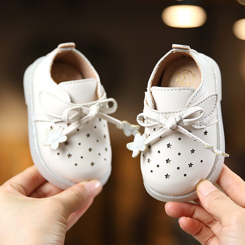 Toddler Girl Shoes Fashionable Cut-out Baby Girl PU Leather Shoes Cute Star Baby Dress Shoes Newborn for Girls Footwear LJ201104